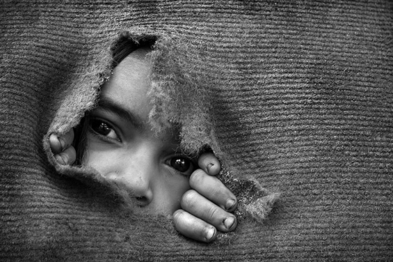 http://www.skalatimes.com/wp-content/uploads/2013/05/black-and-white-cry-kid-photography-sadness-Favim.com-422415.jpg